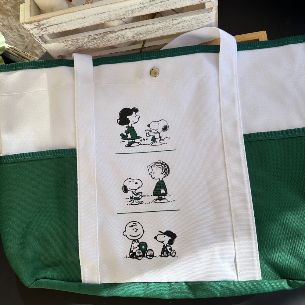 Adorable Snoopy Peanuts Starbucks Canvas Large Totes - Picture 6 of 7
